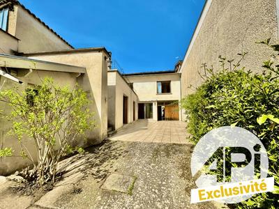 Maison - 168 m² - 6 pièces