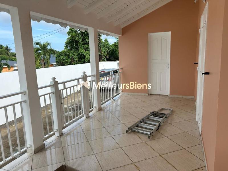 Maison - 75 m² - 3 pièces