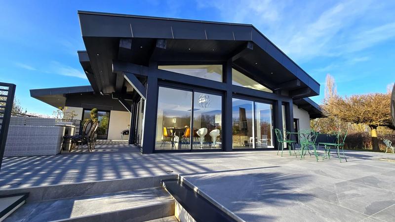 Villa - 437 m² - 14 pièces