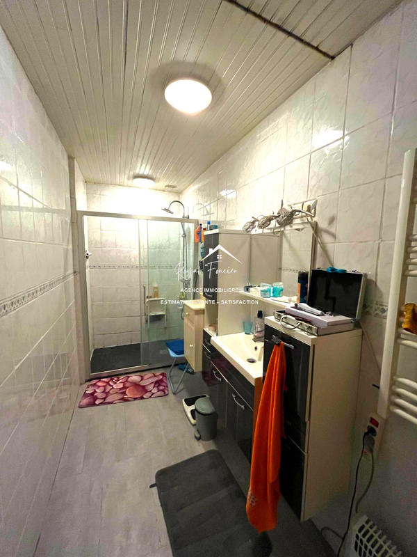 Maison ancienne - 255 m² - 8 pièces