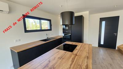 Maison - 105 m² - 5 pièces