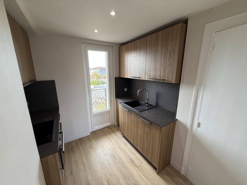 Appartement - 60 m² - 3 pièces