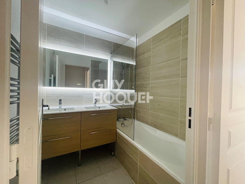 Appartement - 85 m² - 4 pièces