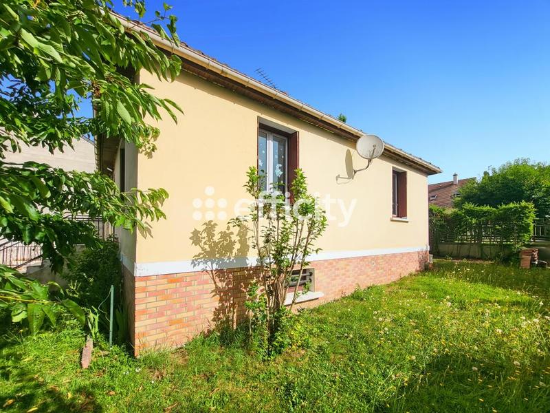 Maison - 100 m² - 4 pièces