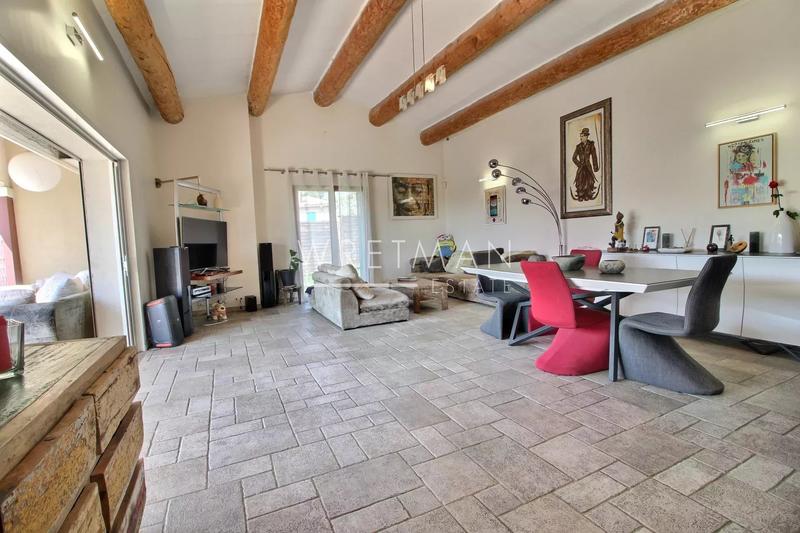 Maison - 122 m² - 4 pièces