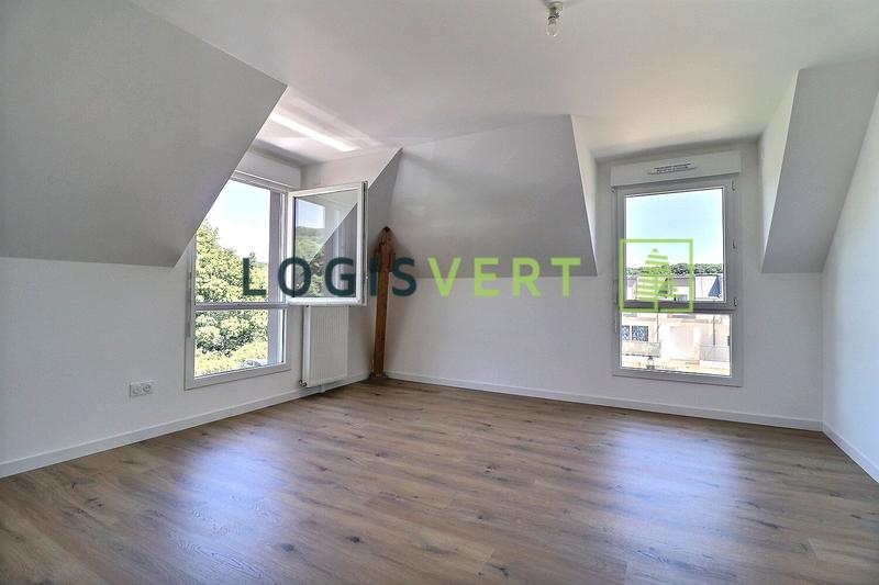 Appartement - 92 m² - 4 pièces