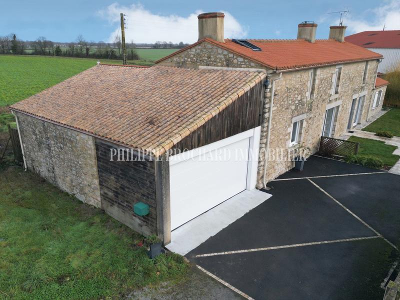 Maison ancienne - 160 m² - 7 pièces