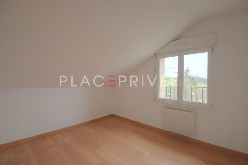 Appartement - 98 m² - 5 pièces