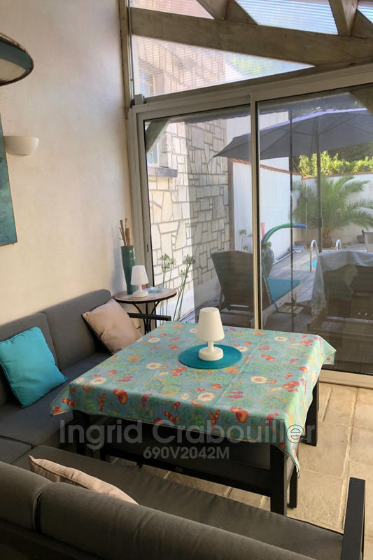 Villa - 250 m² - 9 pièces