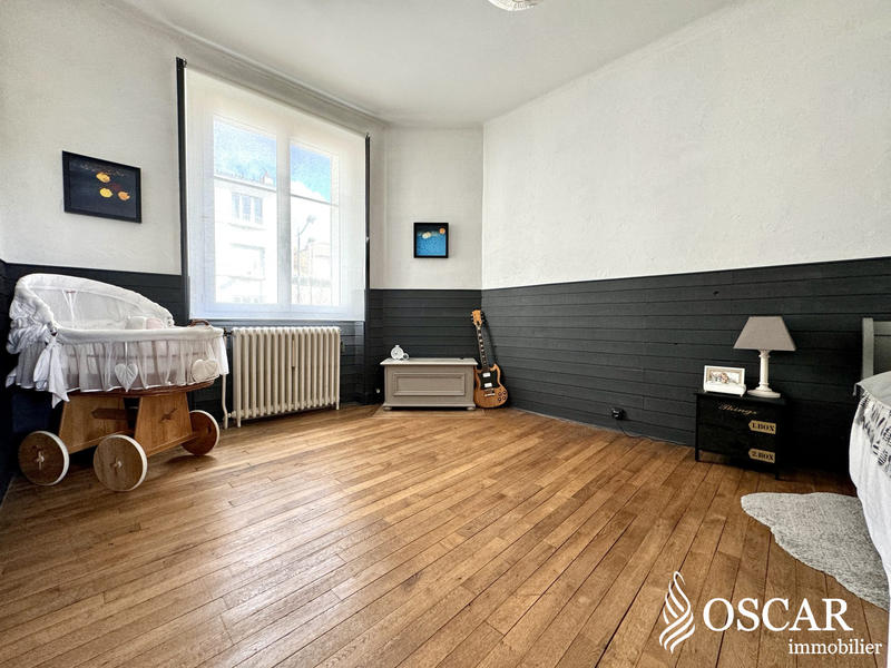 Maison - 134 m² - 8 pièces