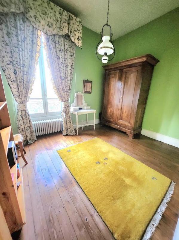 Maison de maîtres - 370 m² - 8 pièces