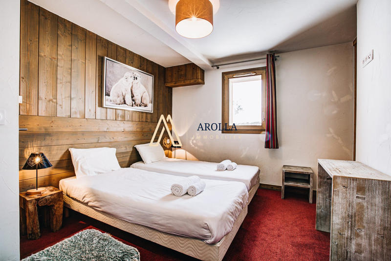 Immeuble - 1 070 m²