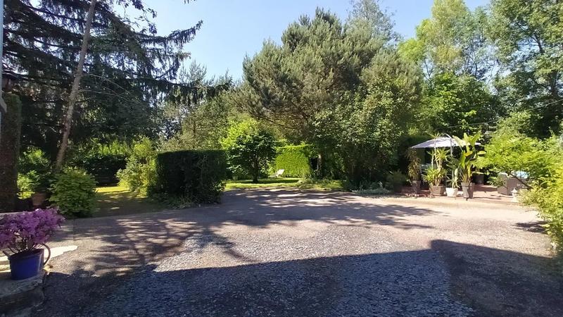 Maison ancienne - 163 m² - 16 pièces