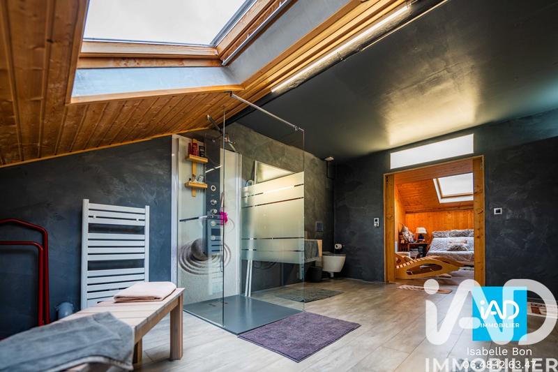 Maison de village - 321 m² - 8 pièces