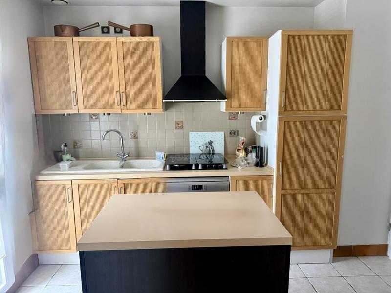 Maison - 90 m² - 5 pièces