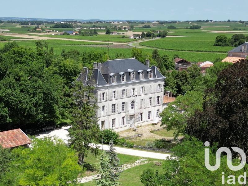 Château - 480 m² - 16 pièces