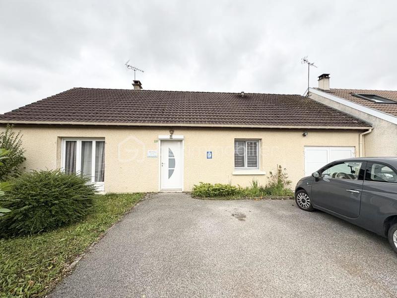 Maison - 85 m² - 4 pièces