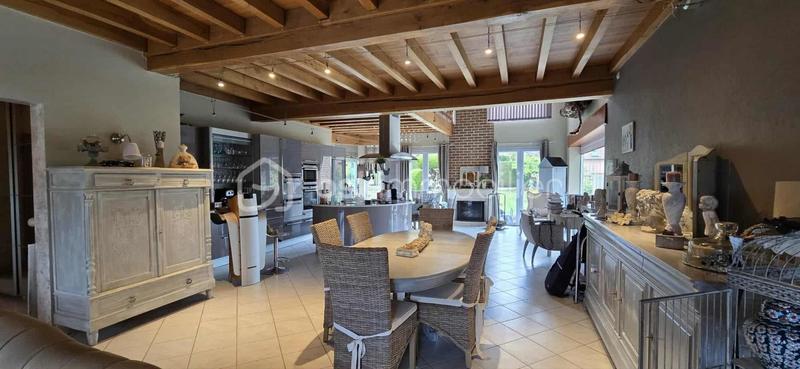 Maison d'architecte - 221 m² - 5 pièces