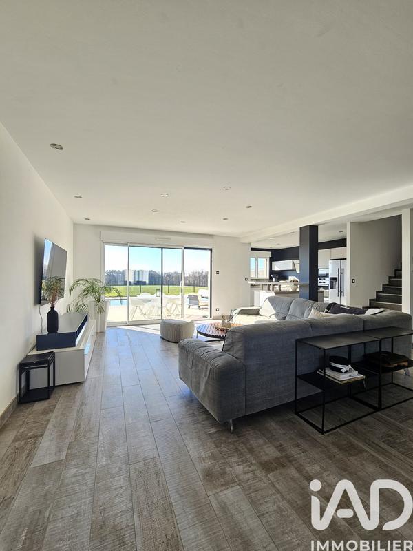 Maison - 158 m² - 5 pièces