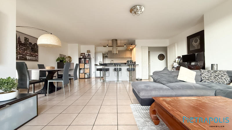 Appartement - 102 m² - 4 pièces