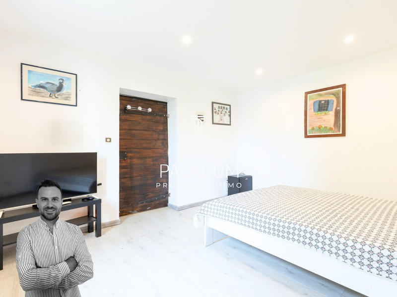 Villa - 100 m² - 3 pièces