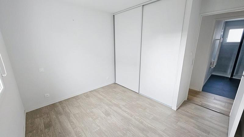 Maison - 92 m² - 5 pièces