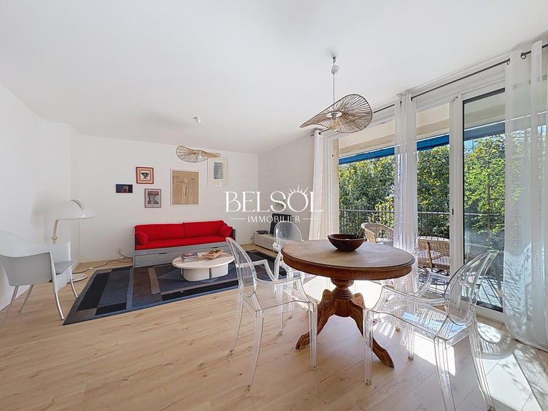 Appartement - 70 m² - 3 pièces