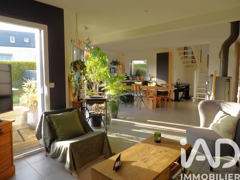 Maison - 101 m² - 5 pièces