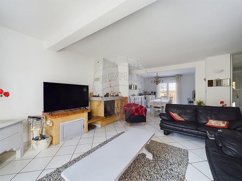 Maison - 150 m² - 8 pièces