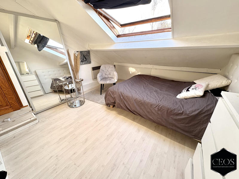 Maison - 210 m² - 8 pièces