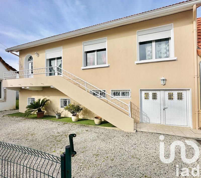 Maison - 98 m² - 4 pièces