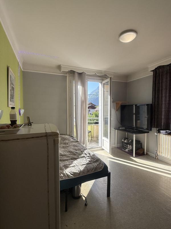 Maison - 227 m² - 12 pièces