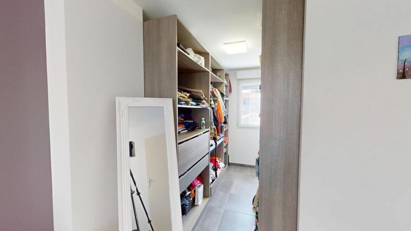 Maison - 102 m² - 5 pièces