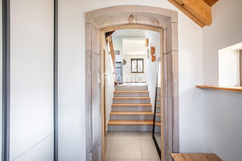 Maison - 140 m² - 5 pièces