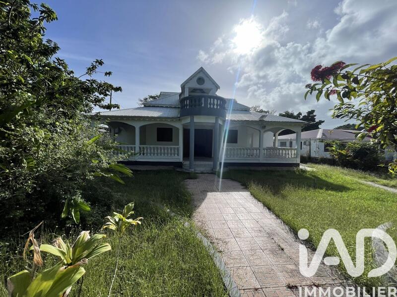 Maison - 193 m² - 5 pièces