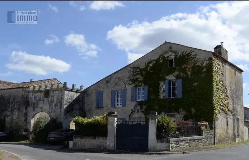 Maison de village - 107 m² - 5 pièces