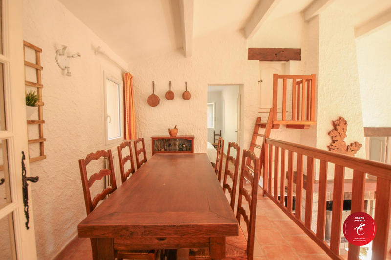 Villa - 96 m² - 5 pièces