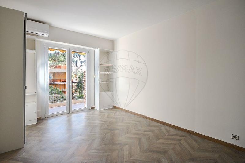 Appartement - 92 m² - 3 pièces