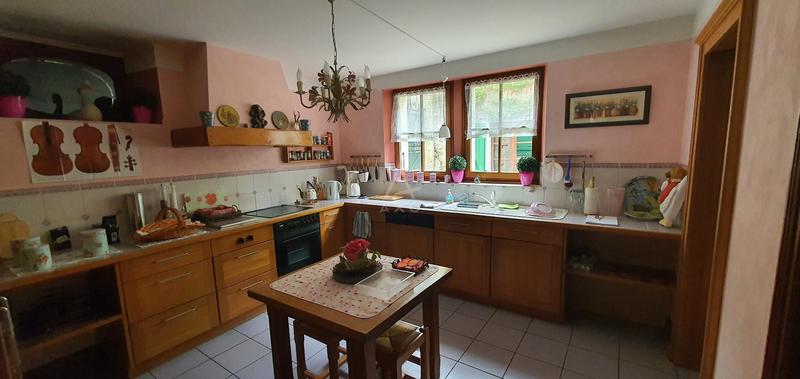 Propriété - 262 m² - 8 pièces