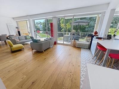 Appartement - 123 m² - 6 pièces