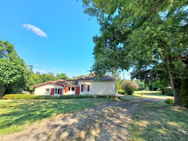 Maison - 92 m² - 5 pièces