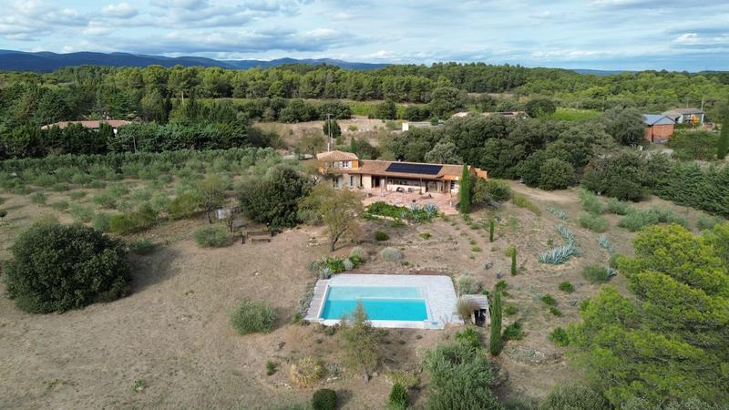 Villa - 215 m² - 5 pièces