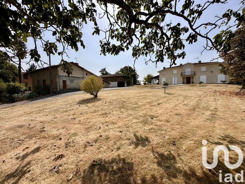 Maison de campagne - 300 m² - 9 pièces