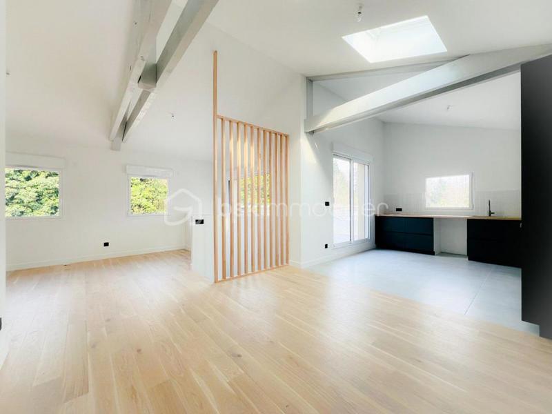 Maison - 97 m² - 4 pièces