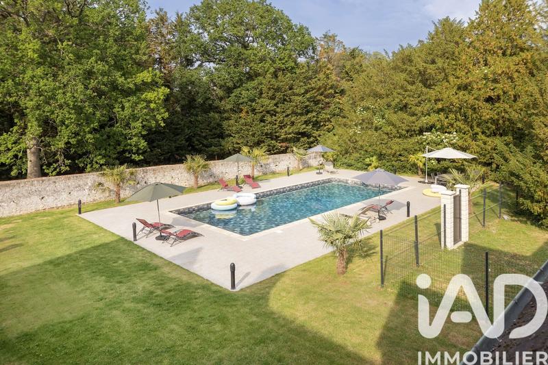 Maison - 800 m² - 22 pièces