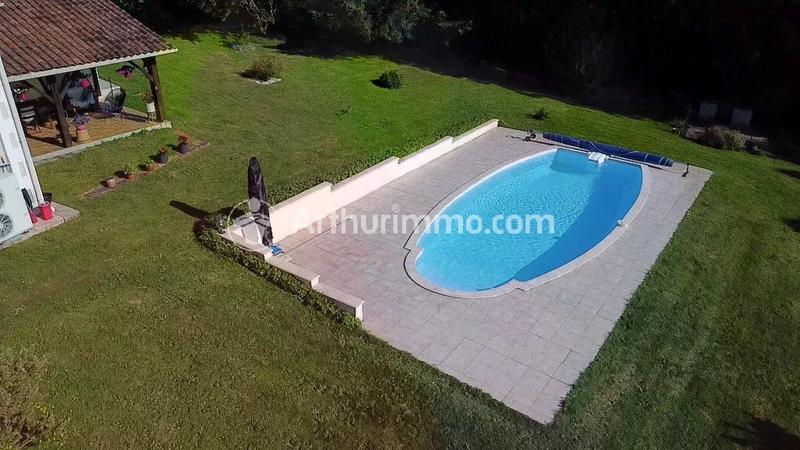 Maison - 135 m² - 5 pièces