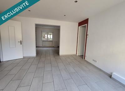 Appartement - 90 m² - 5 pièces