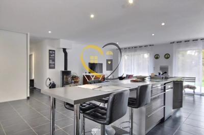 Maison de village - 130 m² - 5 pièces