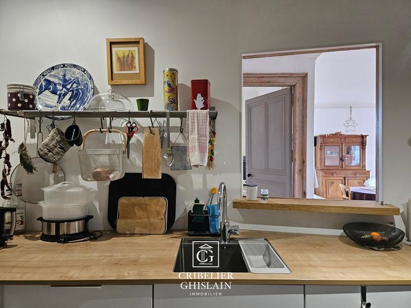 Appartement bourgeois - 190 m² - 7 pièces