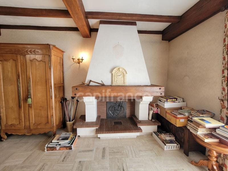 Maison - 182 m² - 8 pièces